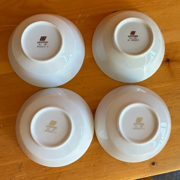 United Airlines Platinum Silver First Class Dining Bowls BO-798 Set of 4 - Picture 5 of 9